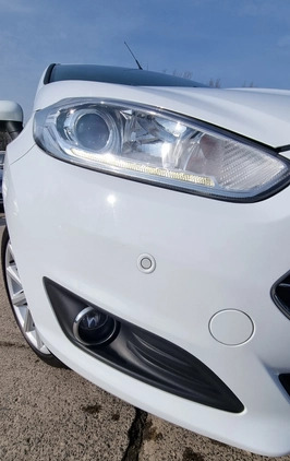 Ford Fiesta cena 35500 przebieg: 111300, rok produkcji 2016 z Warszawa małe 79